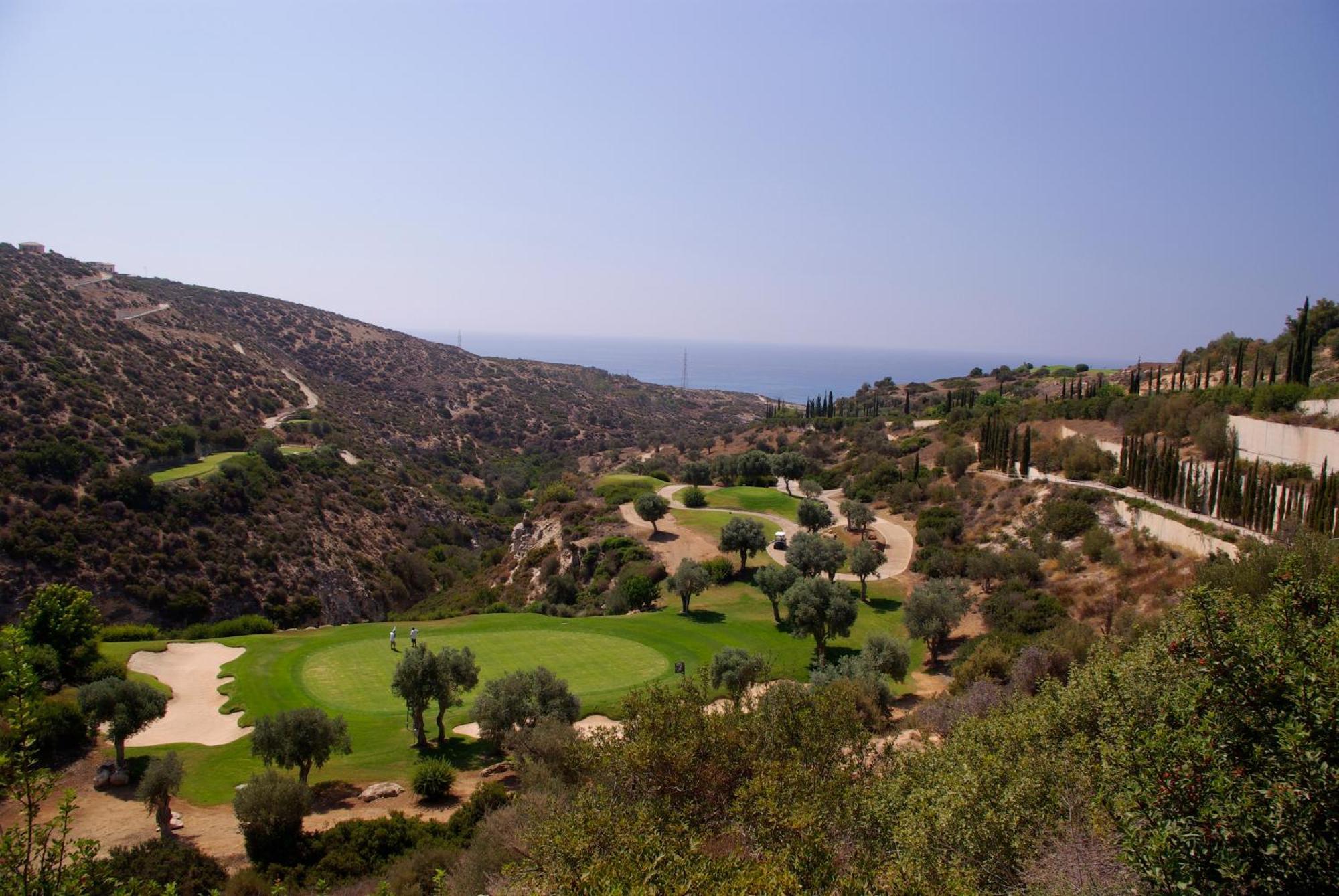 Fantastic Junior Villa Cz02 Salamis With Gorgeous Views, Aphrodite Hills 코우클리아 외부 사진